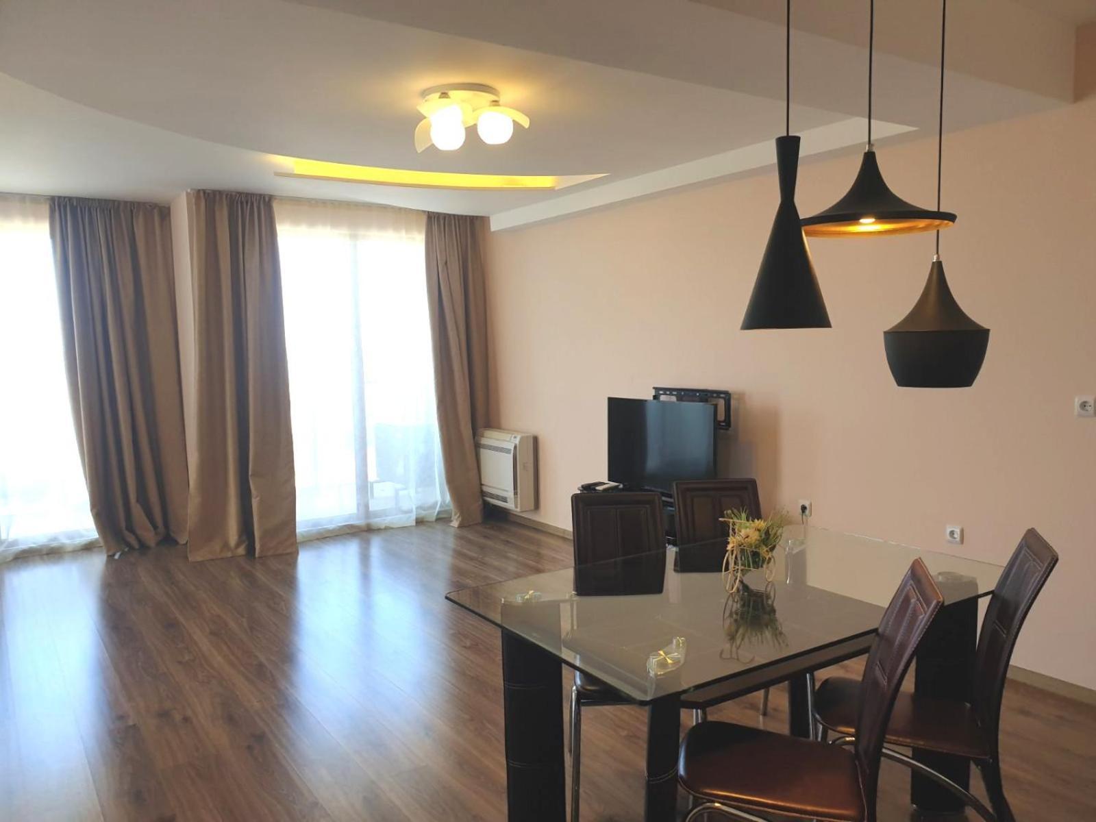 Long Beach Resort 슈코르필로브치 외부 사진